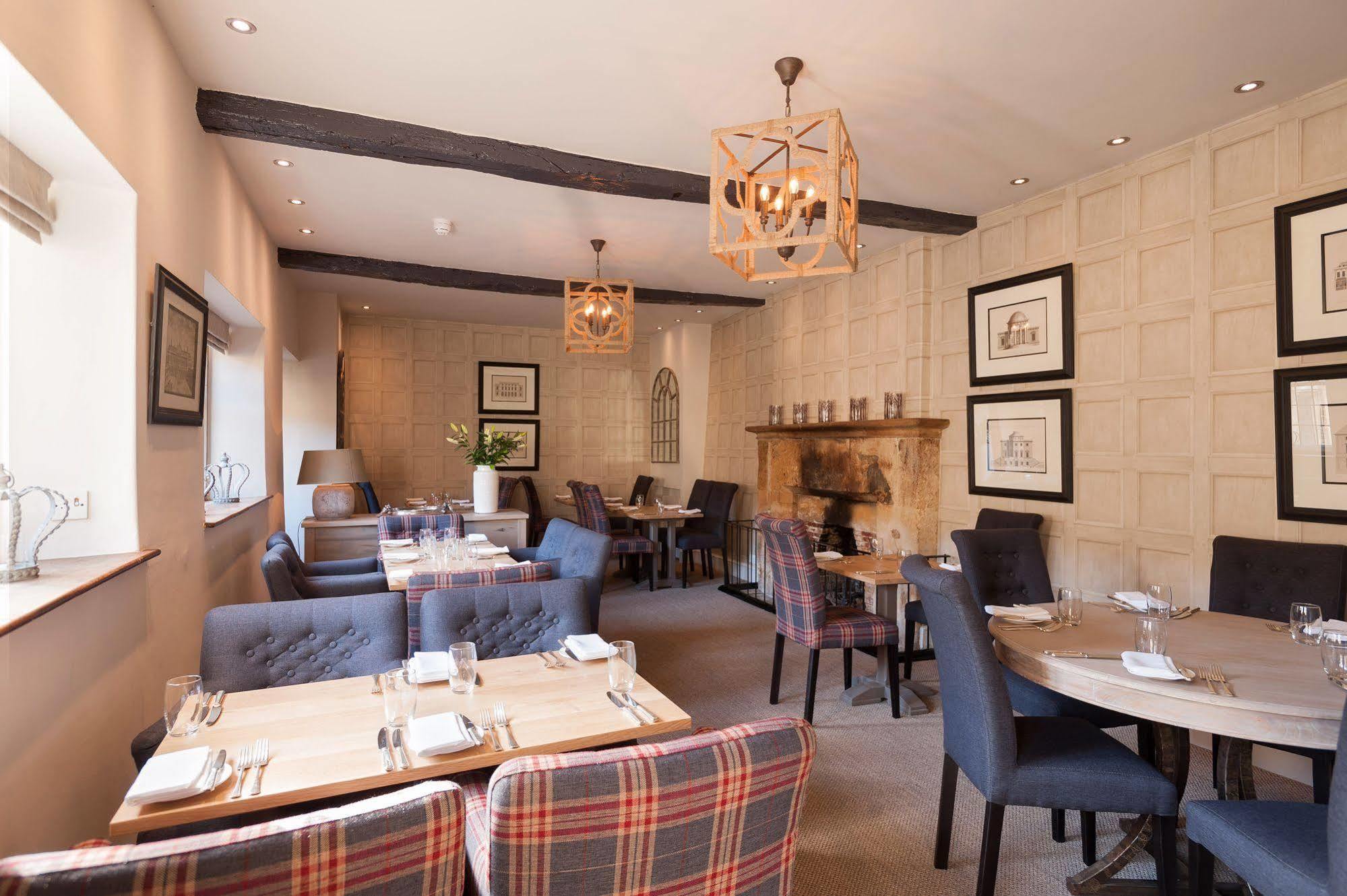 Hotel The Crown Shipton under Wychwood Exterior foto